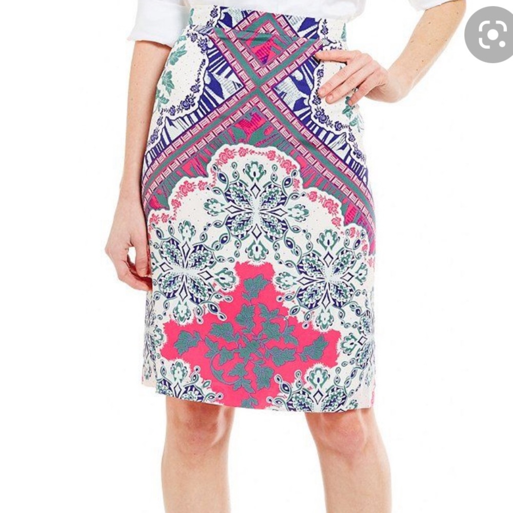 Antonio Melani Nuria printed pencil skirt. Size 10 - Picture 3 of 10